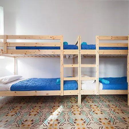 Bed In Panzió