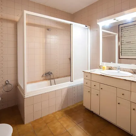 Bed In Bed and Breakfast Χιρόνα