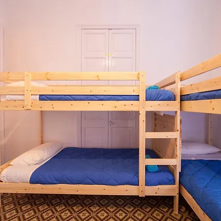Alojamento de Acomodação e Pequeno-almoço Bed In