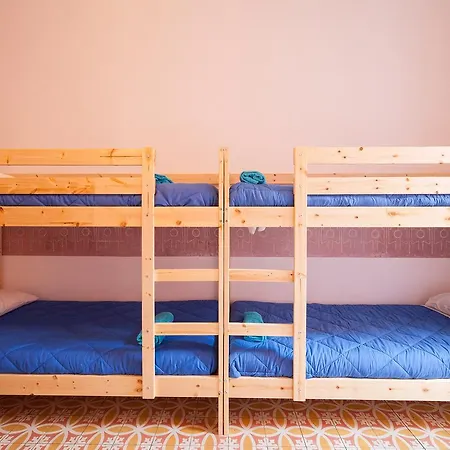 Panzió Bed In 2*