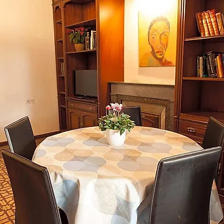 Bed In Bed & Breakfast Girona
