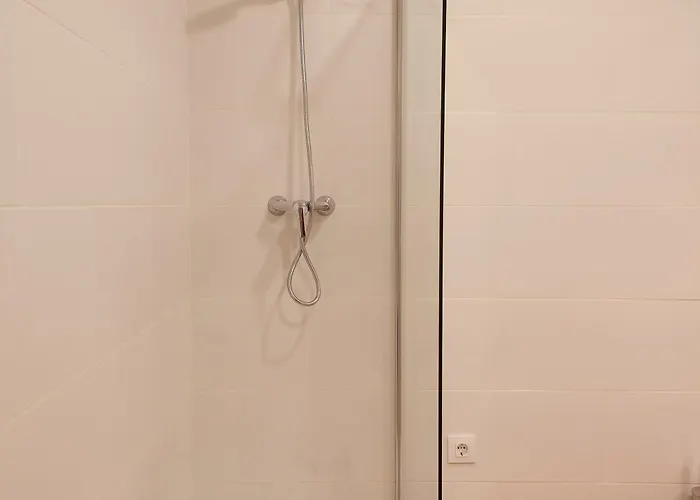 Oda ve Kahvaltı Bed In 2*