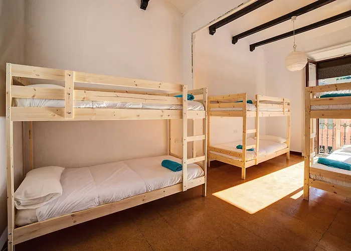 Bed In 2* Girona