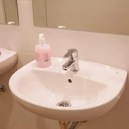 B&B Bed In 지로나