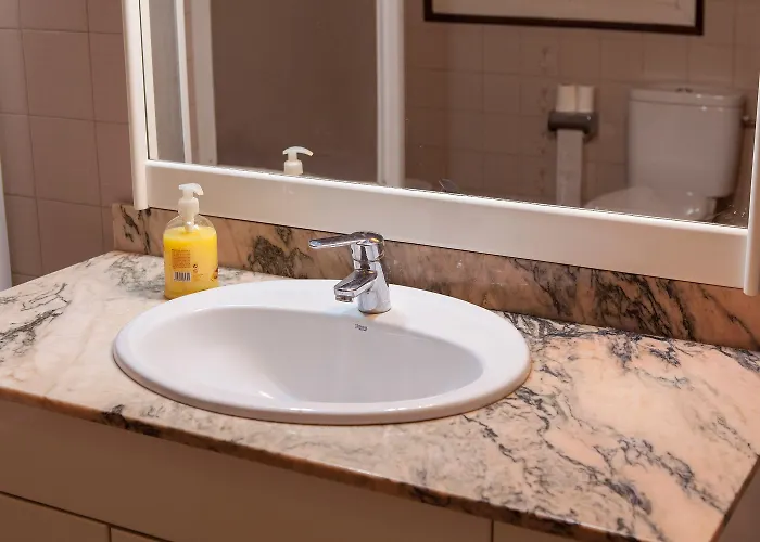 Bed In فندق مبيت وإفطار خيرونا