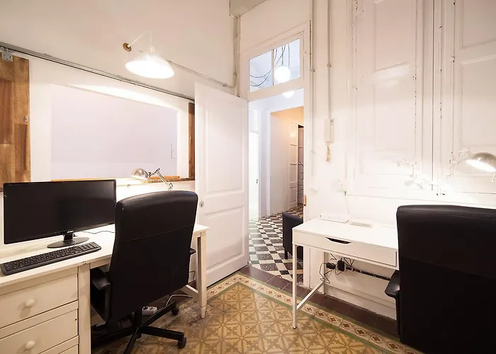 فندق مبيت وإفطار Bed In خيرونا